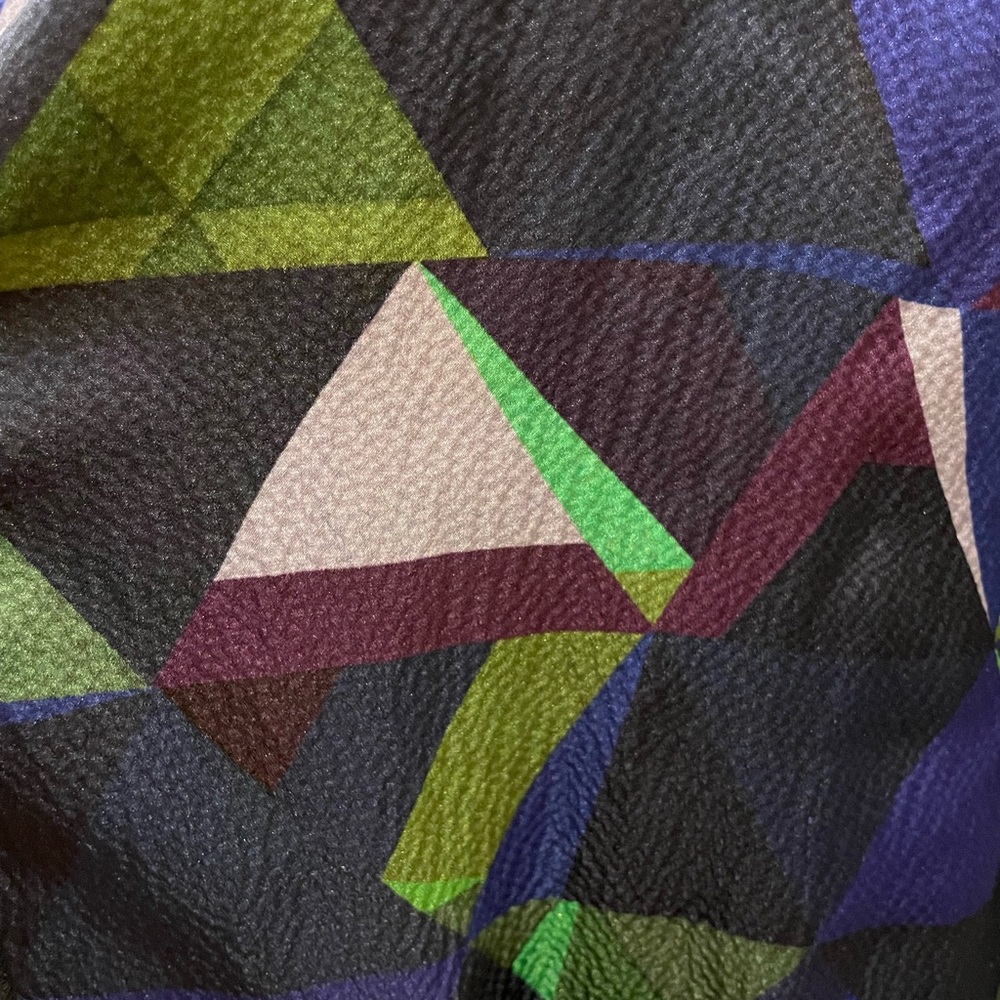 Stunning jewel tone St. John silk pattern cardigan.  Size Medium. - Picture 5 of 5